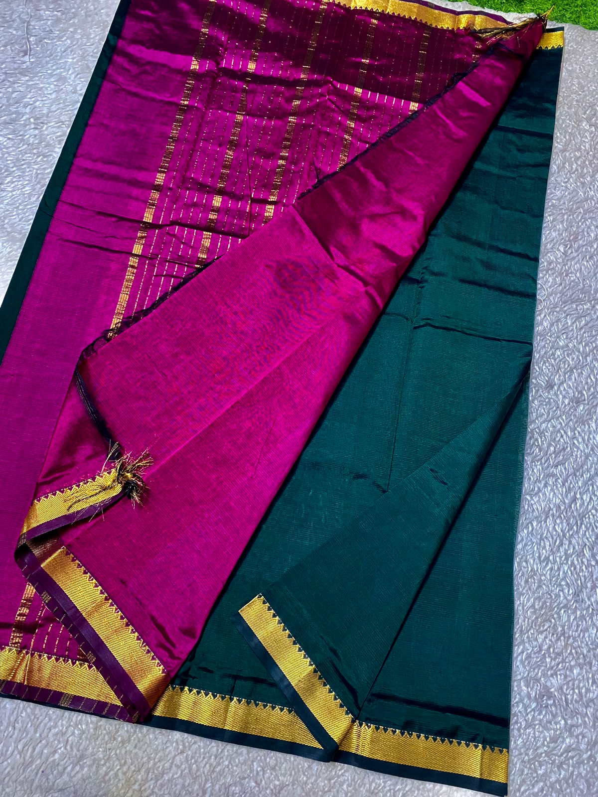 Mangalagiri Silk with NIzam border Green    with deep pink pallu