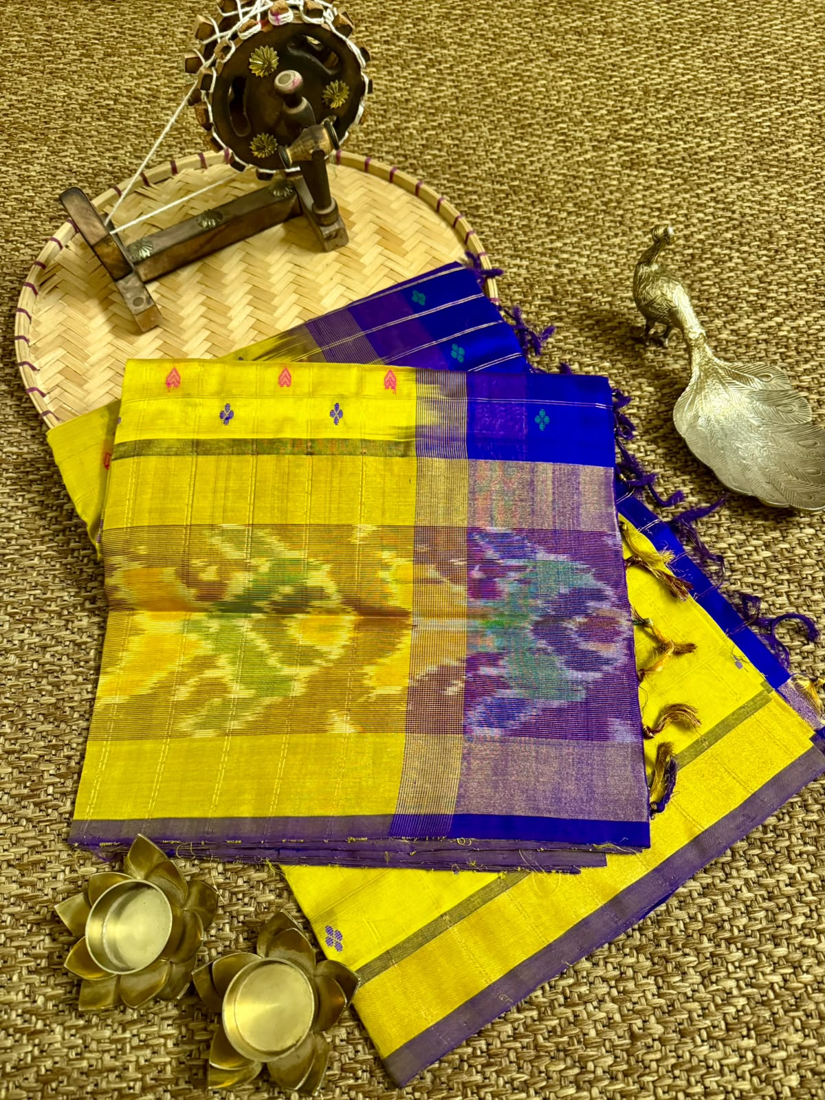 Venkatagiri Kollam Pattu  Yellow and blue